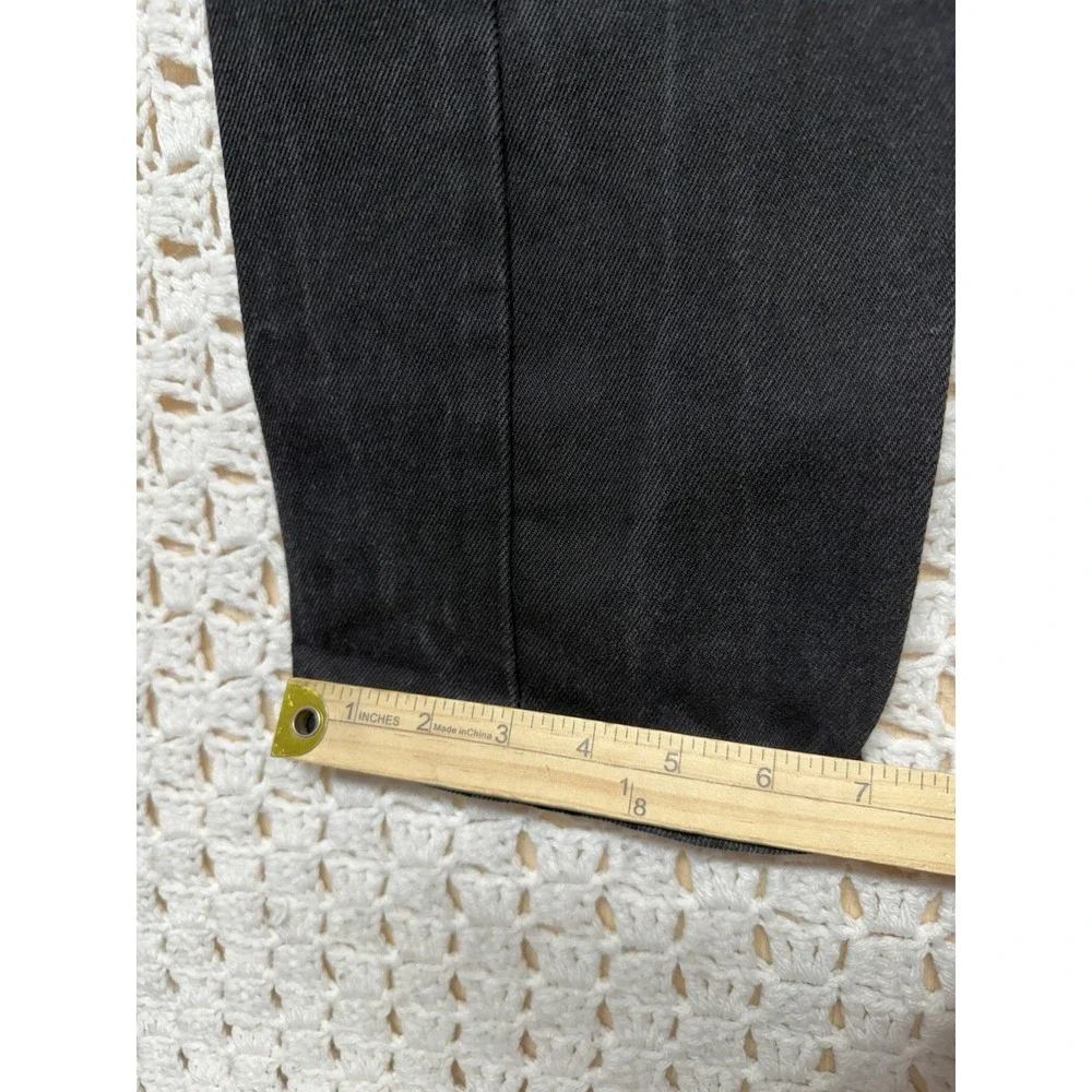 Levis please check